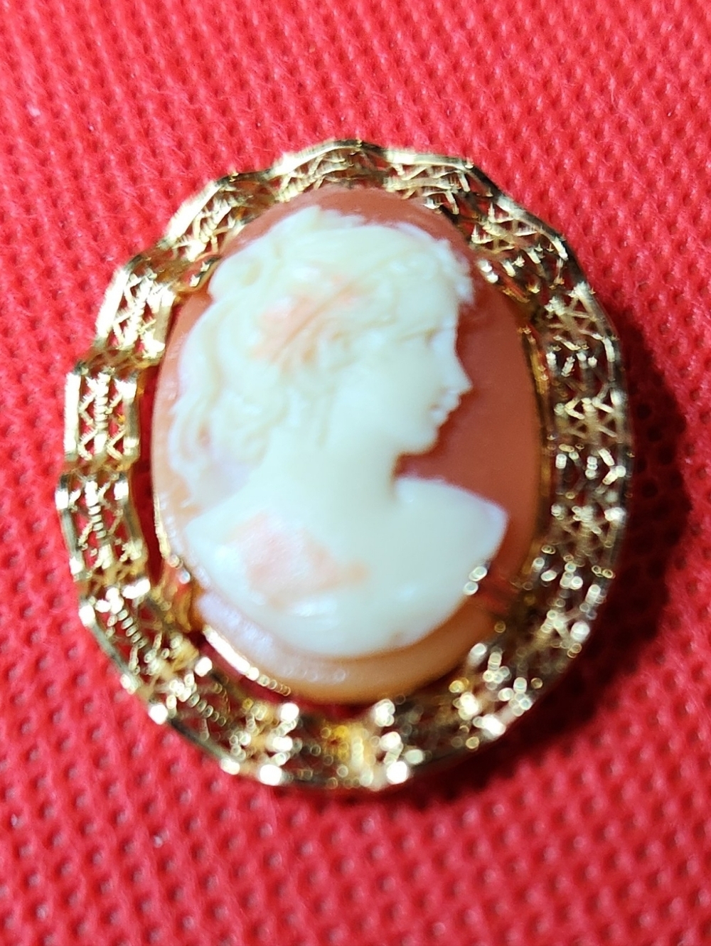 Vtg.  Cameo Lady 12K GF Filigree Brooch/Pin - Picture 2 of 5